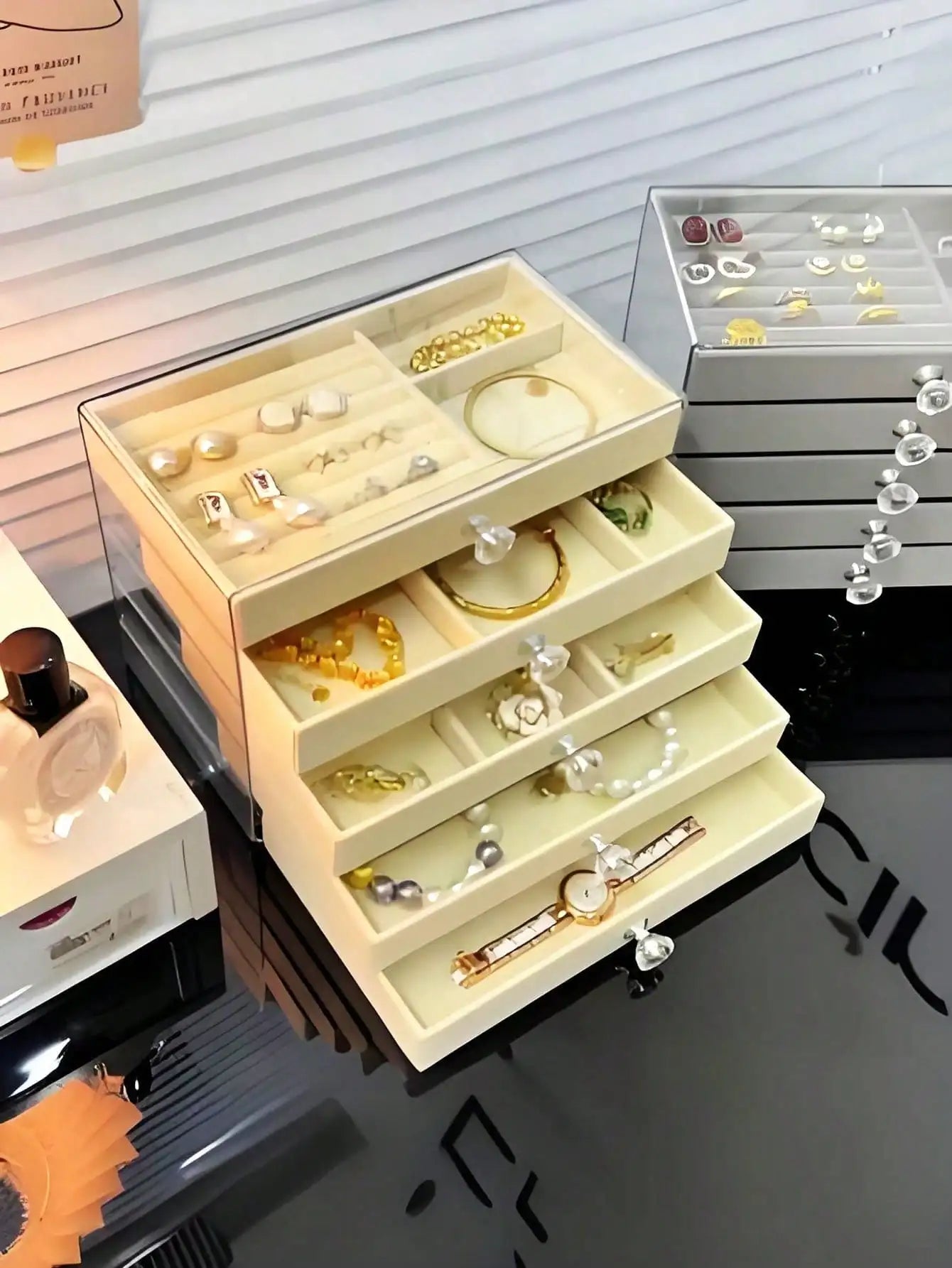 5-Layer Acrylic Velvet Jewelry Box Women's gift