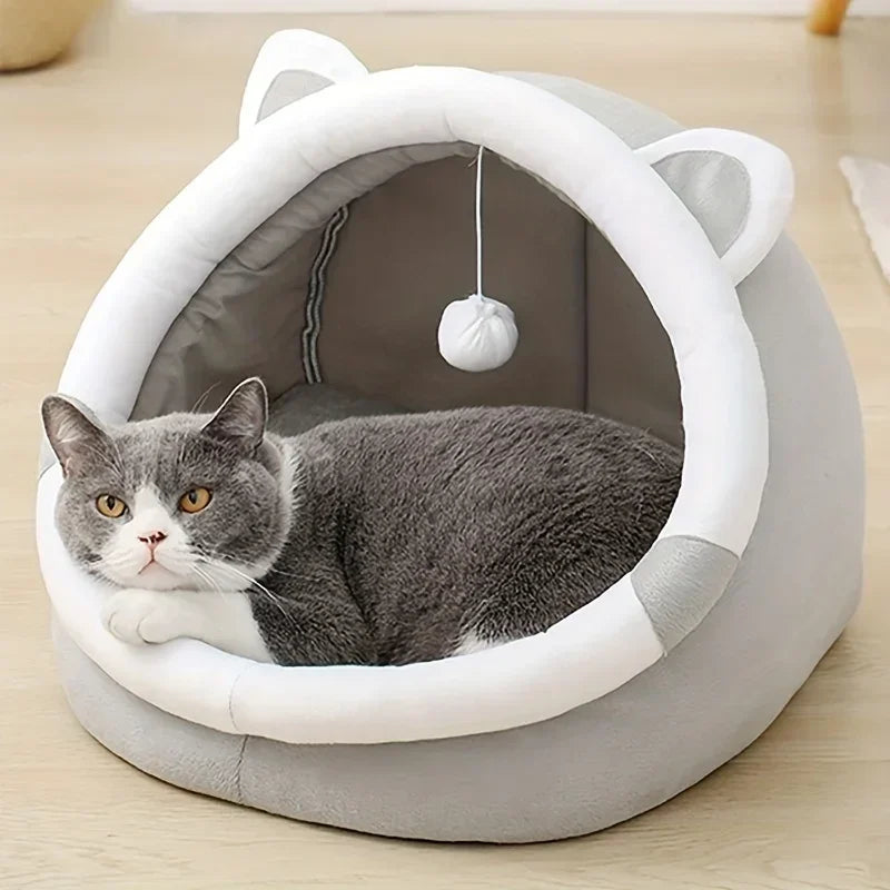 Comfortable Cartoon Cat House with Removable Pad